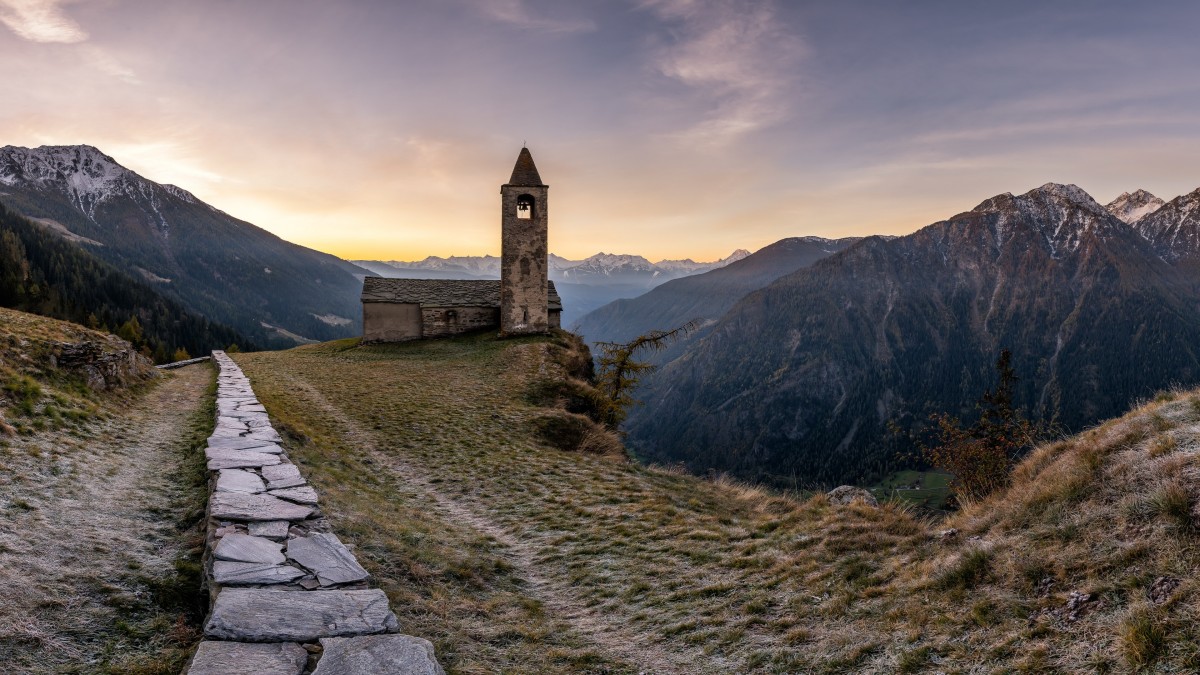 On the restoration of the church of S. Romerio